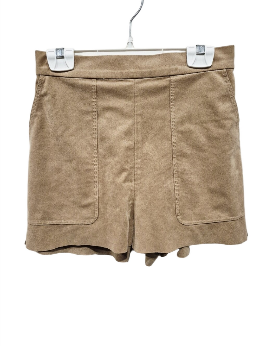 ​Wilfred Aritzia Bossier Vegan Suede Shorts Medium Tan High Waisted Patch Pocket